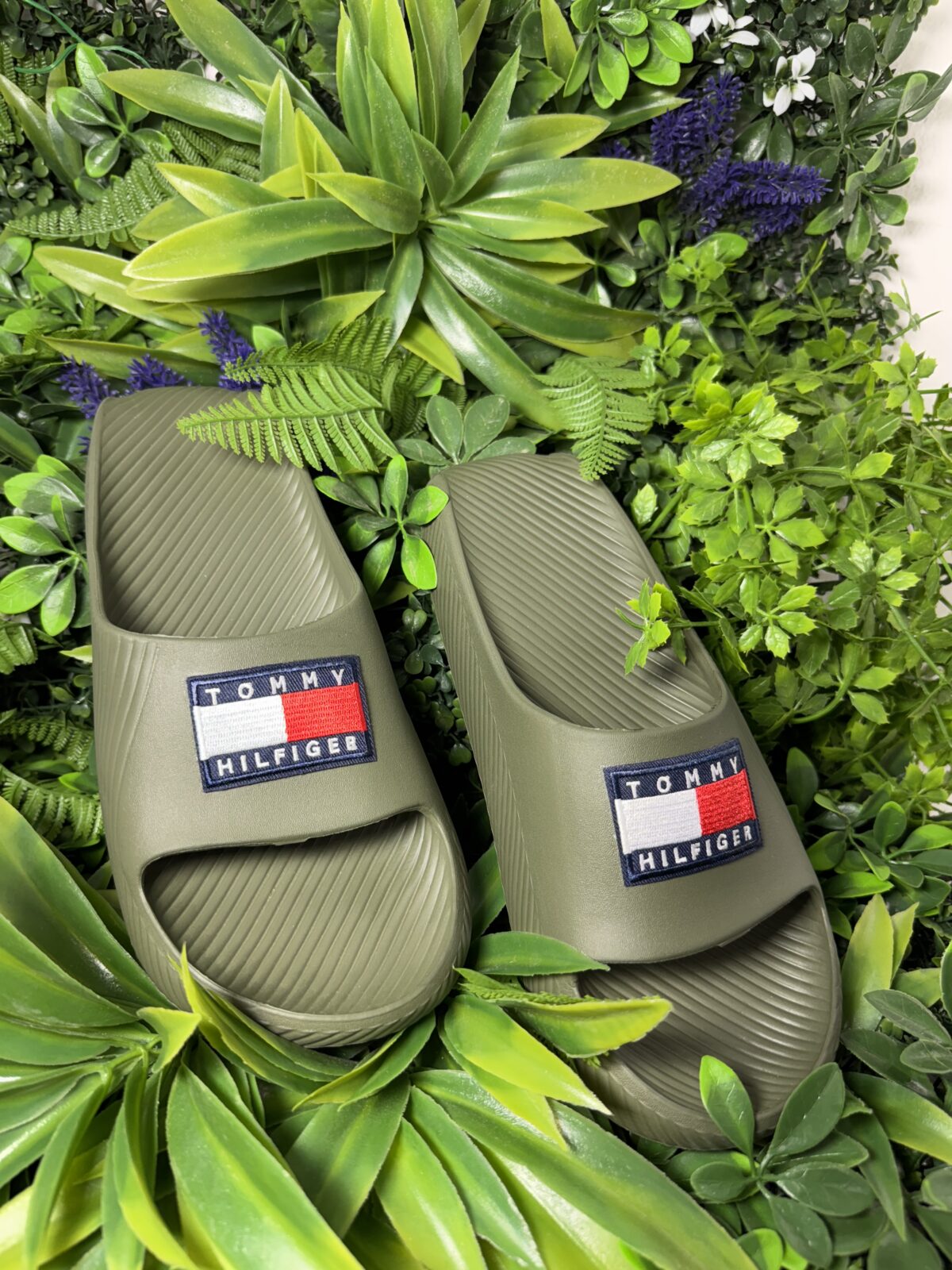 παντόφλες από τη Tommy Hilfiger Σε Χακί χρώμα